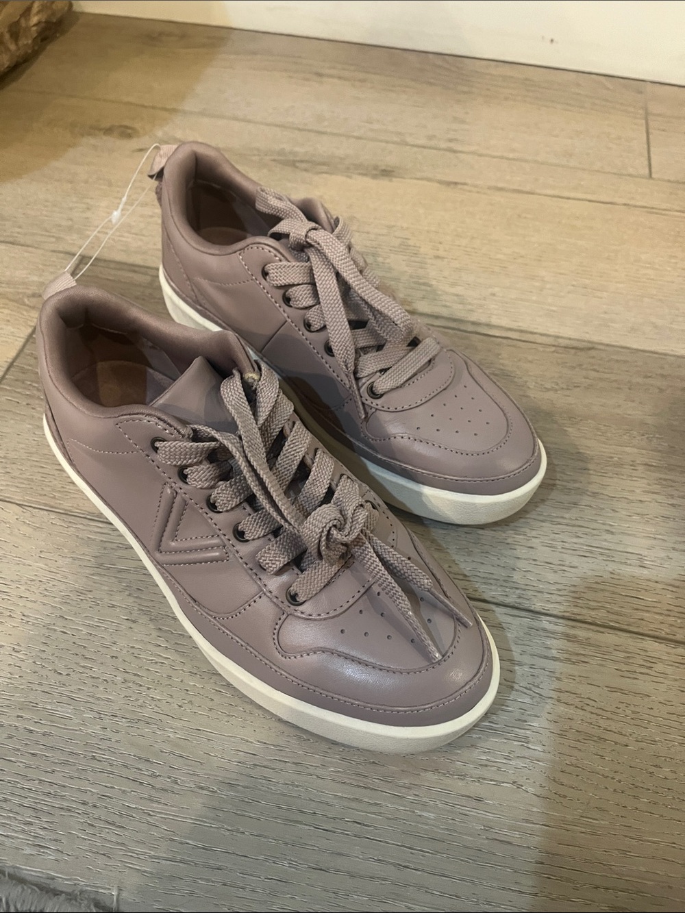 Vionic Women's Leather Sneakers in Mauve Taupe - Picture 3 of 4